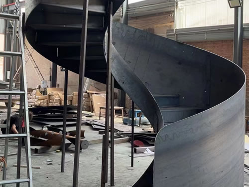 ���Θ���001